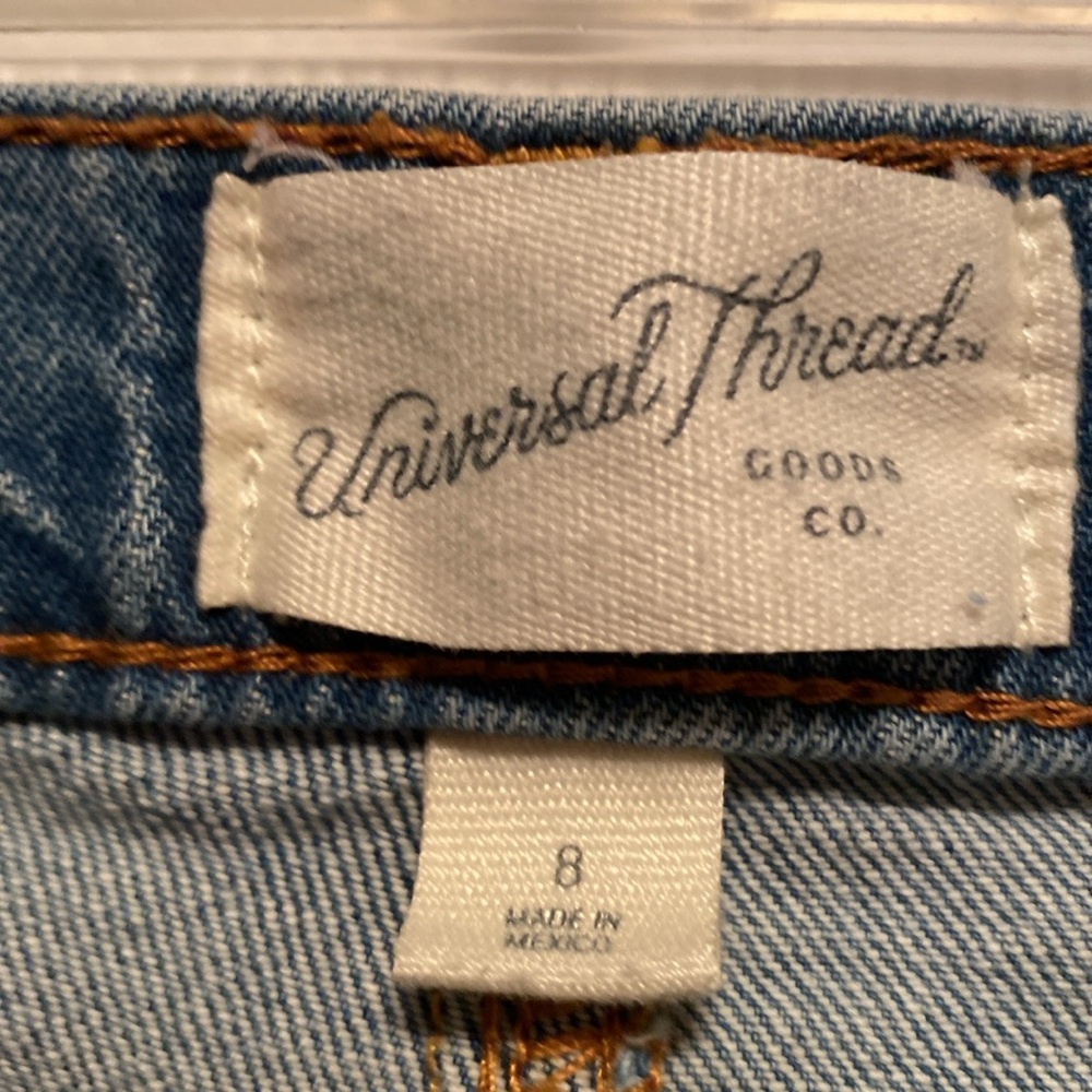 Universal Thread Medium Wash Denim Skirt…size 8 - Picture 5 of 7